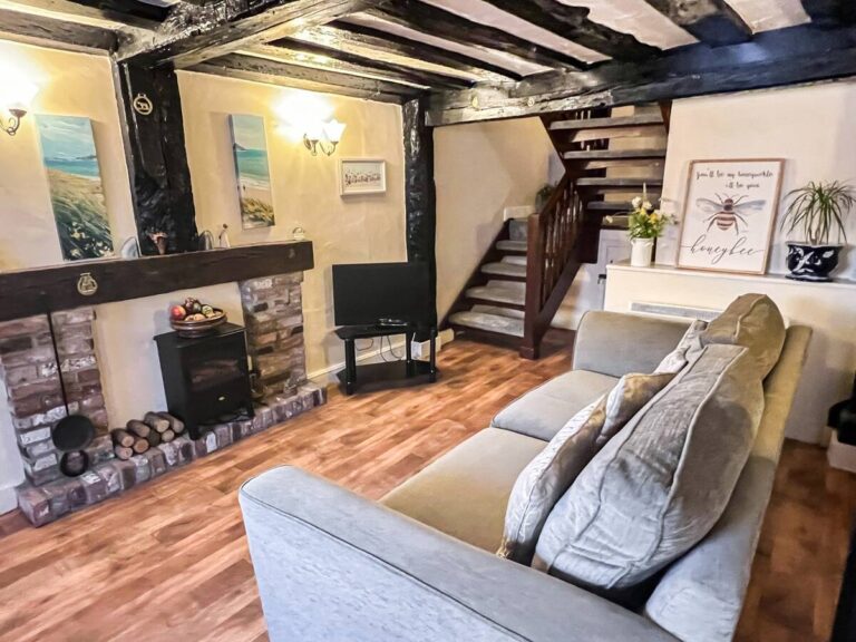 3f555f0b-c19e-4f1a-bd90-f46789fccad2